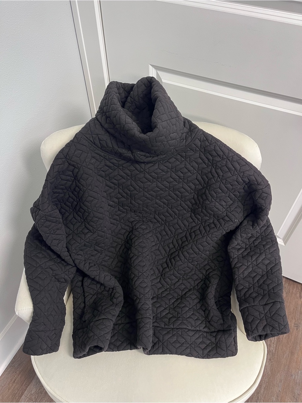 GAP XL Cozy Quilted Turtleneck Sweater - Black